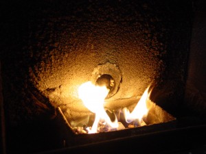 burning corn and wood pellet mix in my pellet stove