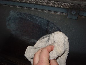 cleaning pellet stove glass